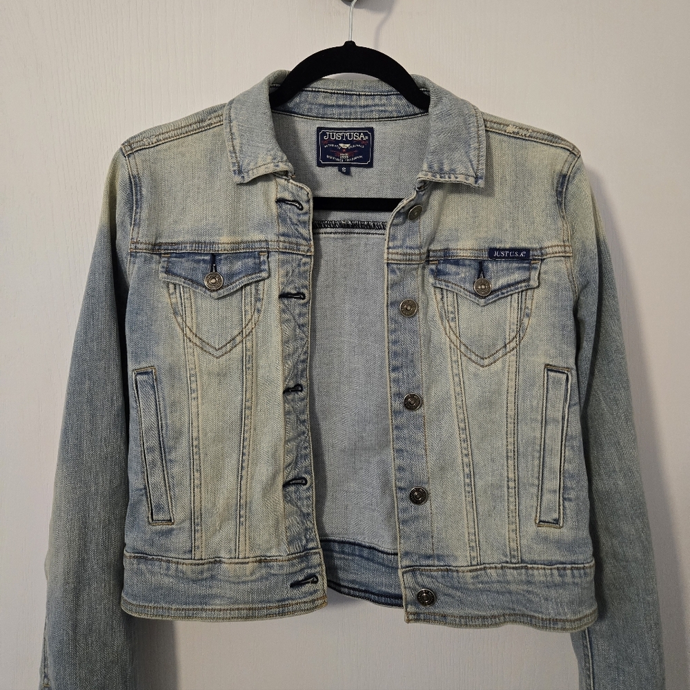 Cropped Denim Jacket - Picture 2 of 9